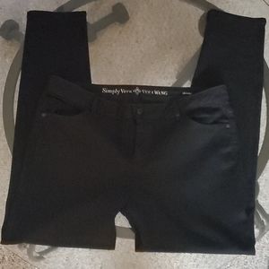 Vera Wang Skinny Jeans